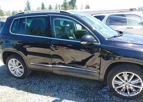 2014 Volkswagen Tiguan S/Se/Sel/R-Line z USA, uszkodzony, nr VIN WVGBV3AX3EW562241